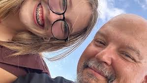 Paula Gavin's Instagram, Twitter & Facebook