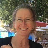 Maria Sperling's Instagram, Twitter & Facebook