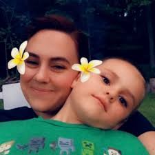 Danielle Robidoux (@robiduby410)