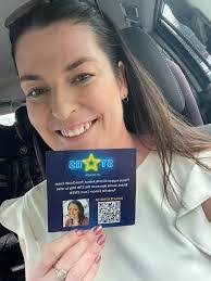 Kim Rollo's Instagram, Twitter & Facebook