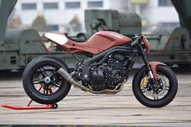 Triumph Speed Triple By Walzwerk Racing 02 Jpg 993 664 Autos Und Motorrader Motorrad Cafe Racer Motorrader
