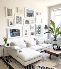 Ashley Chapman En Instagram Hermosa Pared De Arte Contemporaneo Y Seccional Avec Images Idee Decoration Salon Deco Appartement Decor Salon Maison