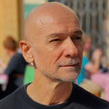 Kenneth Boozer's Instagram, Twitter & Facebook