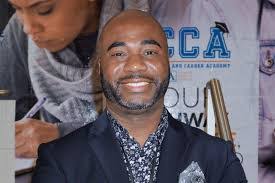 Robert Wingate's Instagram, Twitter & Facebook