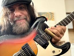 Using Mosrite for slide guitar playing?