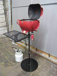 Itty Bitty Grill Upcycled Propane Tank Outdoor Mini Barbecue Grill Propane By Bloxfabrications On Etsy Https Www Etsy Com Listing Ahsap Raf Barbeku Ev Icin