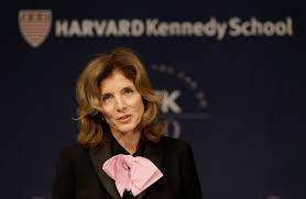 Todas las noticias sobre caroline kennedy publicadas en el país. Caroline Kennedy Resigns From Harvard Kennedy School Board Edify