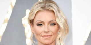 As an example, in 2013 ripa earned $20 million, and added $24.5 million from the sale of her new york penthouse. Kelly Ripa Net Worth Salary House Car