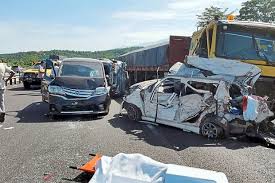 If you want an official crash report, click here. Two Killed In 16 Vehicle Crash On Malaysia S North South Expressway Se Asia News Top Stories The Straits Times