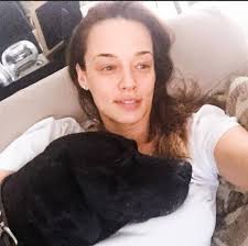 Andreea raicu international ⭐ , ⓜ aviatorilor, romania, bucharest sector 1, strada andrei mureşanu, 5: Andreea Raicu Singura Femeie Care O Face Pe RÄƒduleasca SÄƒ ParÄƒ O BabÄƒ SimpaticÄƒ Georgeisme