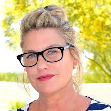 Carol Plummer (@dr_plum)