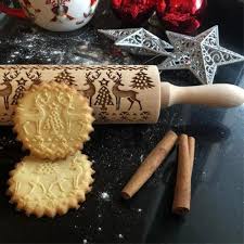 Noel Sans Stress 62 Trucs Malins Pratiques Pour Noel 2020 Biscuit De Noel Cuisson De Noel Sables De Noel