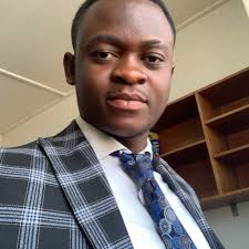 🚨 Joli succès ! L'application Footsider de Ronaldinho et Yacine BRAHIMI a  enchaîné les événements à succès ces derniers mois ! 😍 Pour rappel, cette  appli permet de mettre en relation des