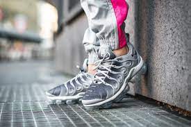 Nike Air Vapormax Plus Wolf Grey 924453 007 Ietpshops Store Nike Roshe Runner For Ladies Black Sneakers Shoes