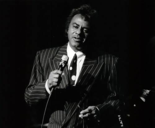 Johnny Mathis announces retirement, cancels concerts 'with sincere regret' - syracuse.com