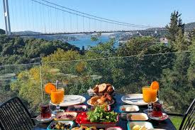Hafta Sonlari Istanbullularin Sikca Tercih Ettigi Beykoz Da Huzur Icinde Kahvalti Yapilabilecek Mekanlari Sizin Icin Derledik 2020 Kahvalti Restoran