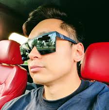 Casa Rosa, a Tex-Mex restaurant with deep Dallas history, has reopened in  Dallas after a 20-year hiatus. Founder Gilbert Cuellar Jr., a member of the  El Chico family, brought the beloved restaurant