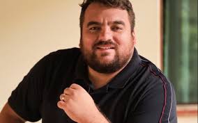 Guilherme Bittencourt lidera pesquisa para prefeitura de Macuco