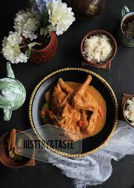 Kreasi rasa dari bumbu yang berbeda tentu saja tak akan membuat bosan keluarga. Resep Kiriman Pembaca Jtt Ayam Lodho Trenggalek A La Tri Handayani Unboxing Just Try Taste