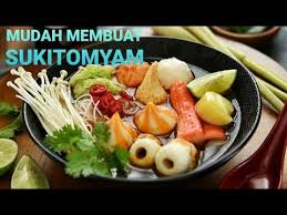 Masakan ini mudah dibuat, dan ada beberapa trik yang jika tertarik, anda bisa meniru cara ini dan membuang kulit ham menggunakan pisau yang tajam. Mudah Membuat Suki Tomyam Bumbu Instan Youtube