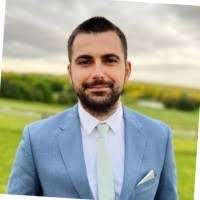 Ervis Hyseni's Instagram, Twitter & Facebook