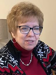 Gayle Weidner's Instagram, Twitter & Facebook