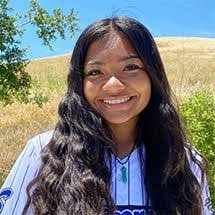 Taylor Eberhart's Instagram, Twitter & Facebook