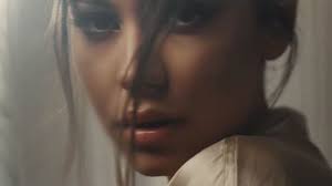 Rezultate cautare ce o fi. Videoclip Vescan Feat Mira Ce O Fi O Fi Infomusic