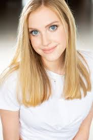 Lola Odom's Instagram, Twitter & Facebook