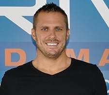 Ryan Alford's Instagram, Twitter & Facebook