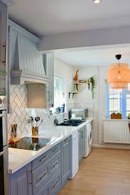 Howdens 3m x 27mm square edge oak solid wood worktop. Choose The Right Worktop For Your Kitchen With My Worktop Comparison Guide Melanie Lissack Interiors