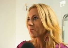 Fosta sotie a lui marian dragulescu, larisa, spune la happy hour, ca a slabit in urma despartirii de campionul mondial. Larisa Dragulescu Si A Tunat Buzele Feminis Ro Inspiratie Zi De Zi