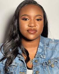 Ebony Huggins's Instagram, Twitter & Facebook