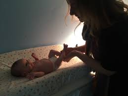 But one tradition is separating younger generations of indian parents from older ones. Ayurvedic Baby Massage An Ancient Indian Ritual Arrives In The West Nao Ayurveda