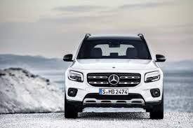 Review The 2020 Mercedes Benz Glb 250 Plays All The Right Angles Mercedes Mercedes Benz Mercedes Benz Ml350