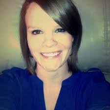 Sarah Capehart's Instagram, Twitter & Facebook