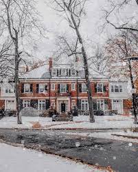 Living In A Snow Globe Think I Found The Home Alone House In Toronto Home Alone Dream House Exterior Christmas Home