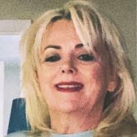 Janie Passmore's Instagram, Twitter & Facebook