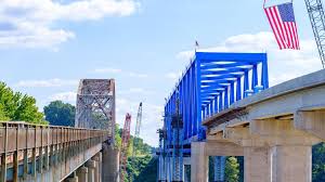 Truss in place after three-day operation