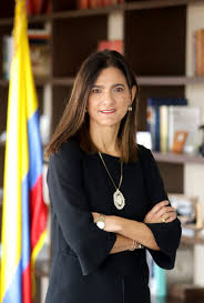 Transporte interurbano se mantendrá suspendido durante semana de cuarentena radical. La Ministra