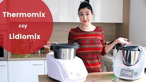 Chociaż sprzęt nie robi wszystkiego za człowieka, doskonale już rozumiem zachwyt redakcyjnego. Thermomix Czy Lidlomix Monsieur Cuisine Connect Test Na Zywo Youtube