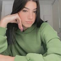 Eduarda gutierrez tirando o aplique do cabelo