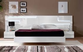 Get bedroom sets & collections from target to save money and time. Lacquered Made In Spain Wood Platform And Headboard Bed With Extra Storage Chicago Illinois Gc506