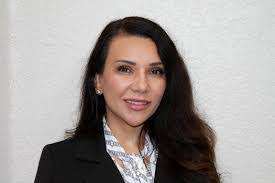 Lisa Arellano's Instagram, Twitter & Facebook