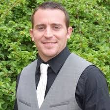 Eric Karns's Instagram, Twitter & Facebook