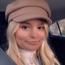 Lauren Polansky's Instagram, Twitter & Facebook