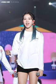 Blue clip in 100% real human hair extensions straight blue clip on highlights hair extensions 5 pieces/set 18 inch color blue. 200222 Chaeyoung With Her Blue Hair Extensions Twice