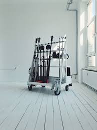 Welcome Home Studio Berlin Studio Workspace Organized Di Studios De Photographie A La Maison Configuration De Studio De Photographie Organisation De Studio