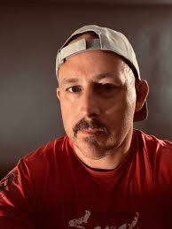 Are men more attractive with backwards hats!?