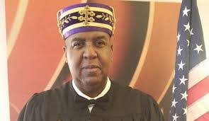 Versie Smith's Instagram, Twitter & Facebook